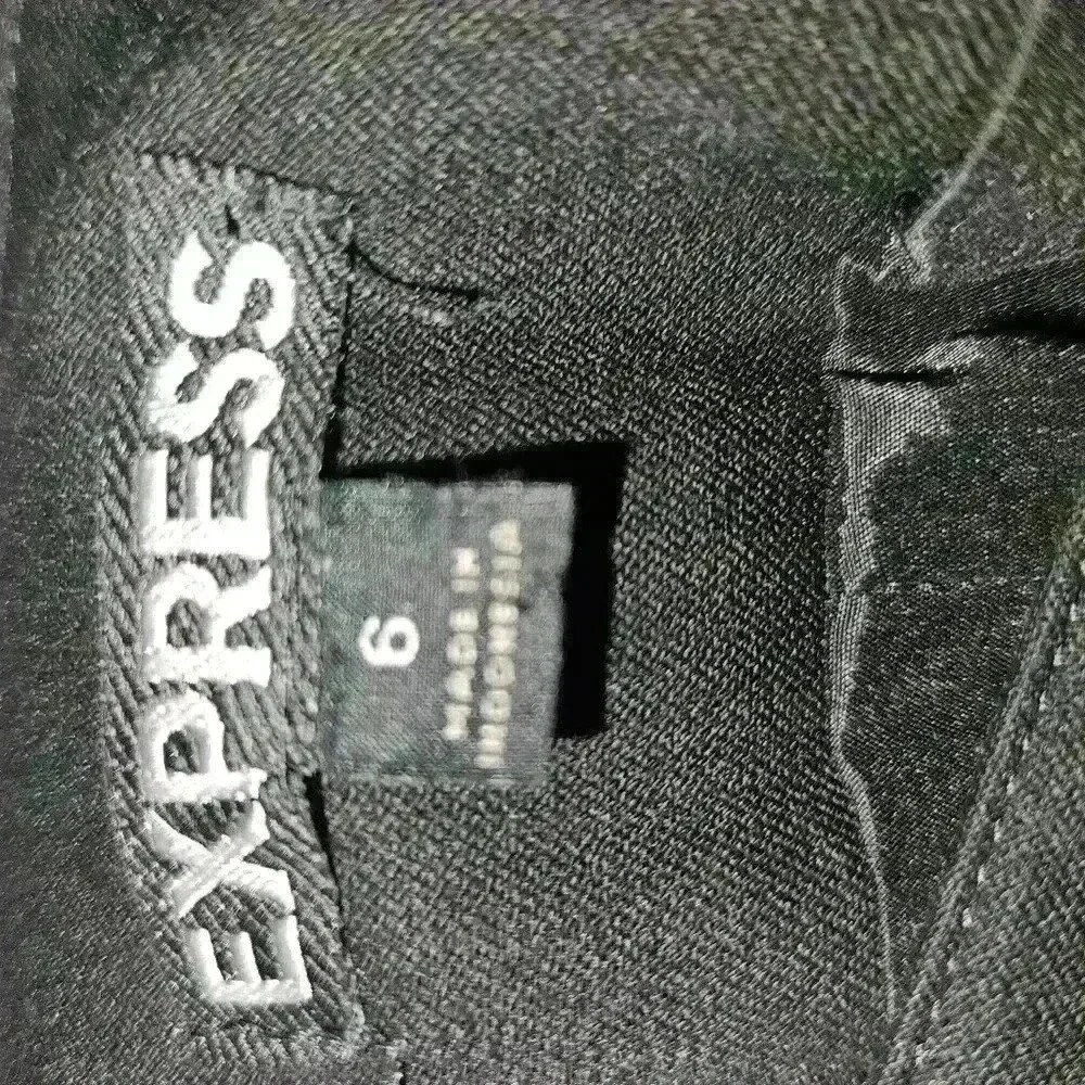 Express Womans Skirt Size 6 - Picture 8 of 9